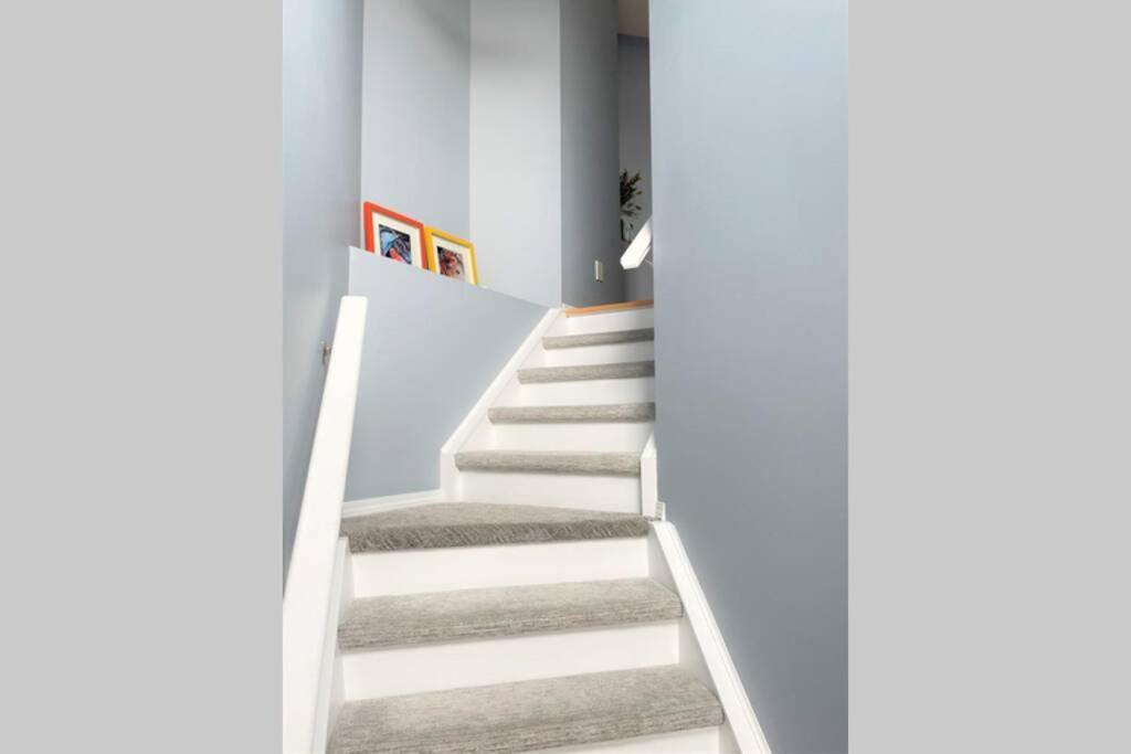 Spacious Duplex Camrose Εξωτερικό φωτογραφία